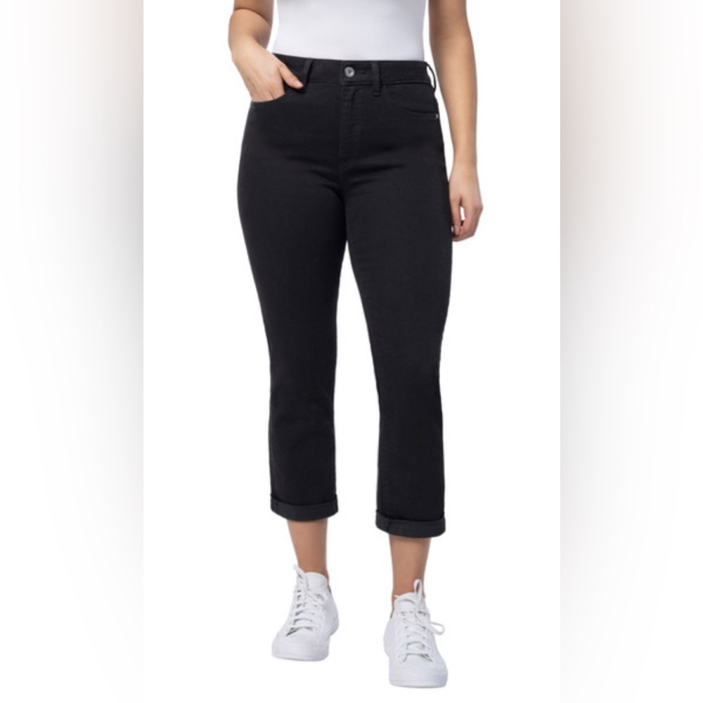 Santana Jeans – Mid Rise Classic Straight Leg – NWT